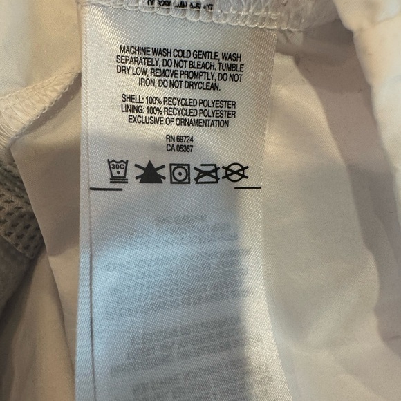 Columbia Women's Navy and White Pullover Windbreaker - Picture 7 of 9